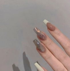 -ZX·美睫设计师汇聚店