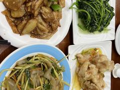 -东北风味思缘食府(对湖路店)