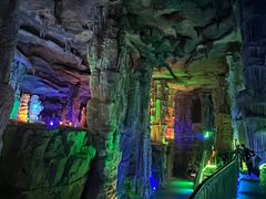 -泰安地下龙宫景区