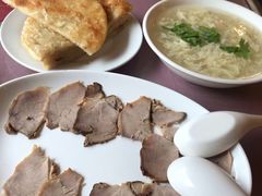 -李连贵熏肉大饼(世纪路店)