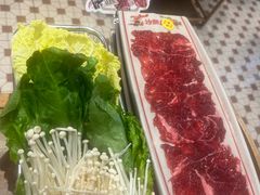 -沙胆彪炭炉牛杂煲(上海日月光广场店)