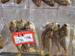 -一夜埕海产品特色街