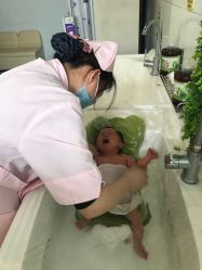 -母仪天下月子中心(光谷店)