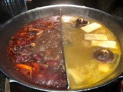 -湊湊火锅·茶憩(新中关购物中心店)