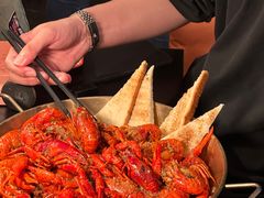 -何师烧烤Pro ·小龙虾·江湖川菜·精酿啤酒(太古里店)