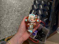 -泡泡玛特POPMART(杭州乐堤港店)