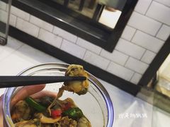 -臻鲜燕海鲜融合餐厅(金陵style店)