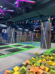 -反弹蹦床公园·亲子乐园·团建·派对(尚品奥莱店)