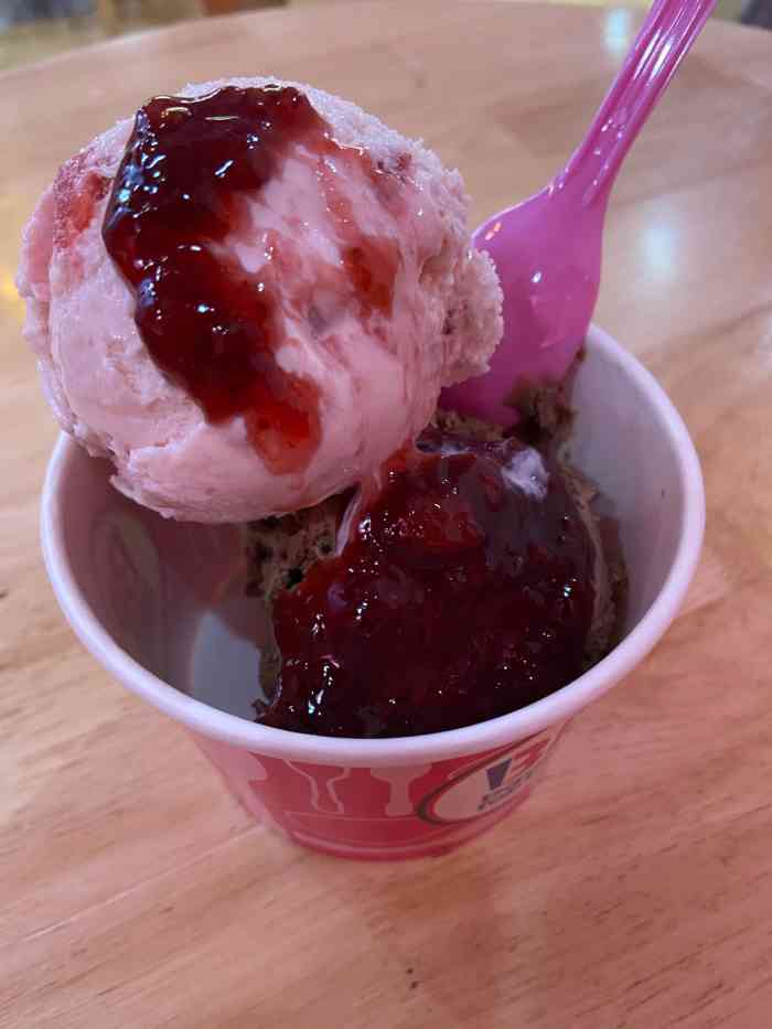 芭斯罗缤(天津远洋未来广场店)-"什么?拔丝萝卜?抬头一看, 哦不,是念.