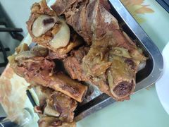-荣吉招牌自助骨头锅(顾乡店)