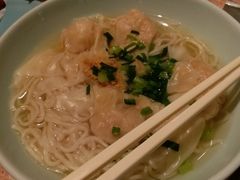 雲吞湯麵-唐宫小聚(新港中心店)