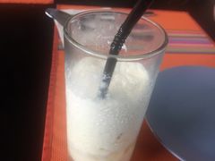 -Trattoria Altrove