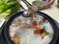 -九寨沟特色牦牛肉汤锅