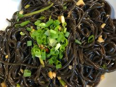 -刘姐啤酒鱼民族演艺餐厅(西街总店)
