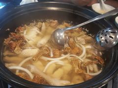 -东椰·海南椰子鸡火锅(朝阳门店)