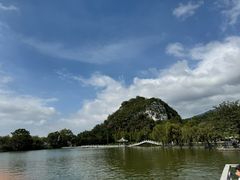 -星湖旅游景区七星岩