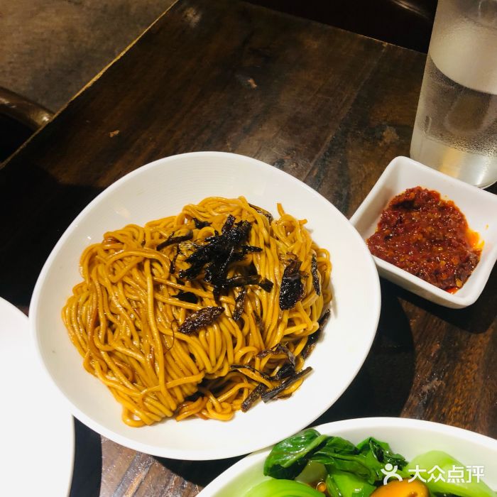 金枝玉叶上海人家食府(三里河店)葱油拌面图片