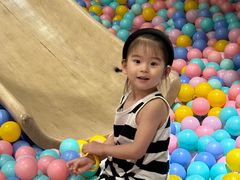 -水桶王国主题餐厅·聚会·生日派对·亲子活动·家庭套餐(亚龙湾希尔顿店)