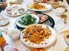 -巧克力渔家.小船海鲜胶东菜(万平口店)