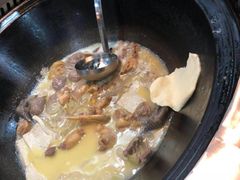 -三里屯土灶炖公鸡地锅鸡(江东店)