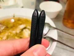 -姚姚酸菜鱼·金戈戈香港豉油鸡(喜荟城联名店)