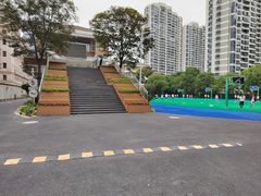 -上海市建平中学西校华城校区