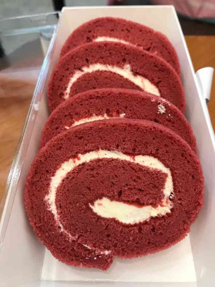 瑞可甜心-"小区步行街新开不久的一家店,开店初期轰轰.