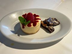 -茹丝葵经典牛排馆(上海外滩店)