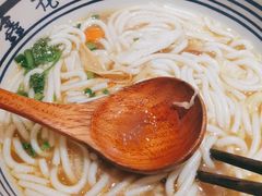 -鑫花溪牛肉米粉(东环大润发店)