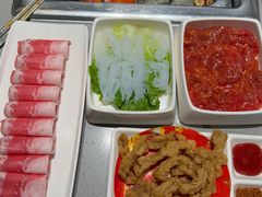 -海底捞火锅(高新万达店)