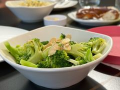 -Brotzeit博璨德国啤酒餐厅(亮马桥官舍店)