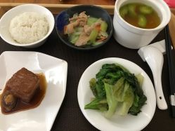 -海豚湾高端月子会所(黄浦店)