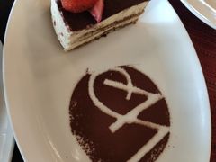 -WOLFGANG PUCK KITCHEN & BAR(迪士尼小镇店)