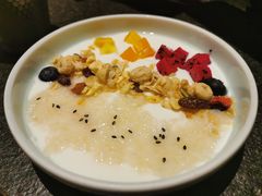 米釀鲜果酸奶-丝路金桃·新疆菜(徐汇店)