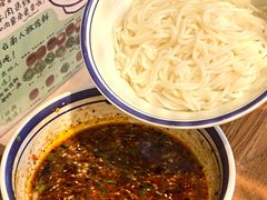 -云阿蛮云南生烫牛肉米线(奉贤路店)