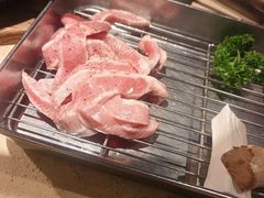 -蚂蚁洞·烤肉大营地(上海静安大悦城店)