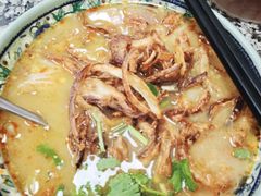 -002鱼汤粉(龍園店)