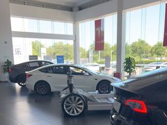 -TESLA 特斯拉(北京南四环中路特斯拉中心)