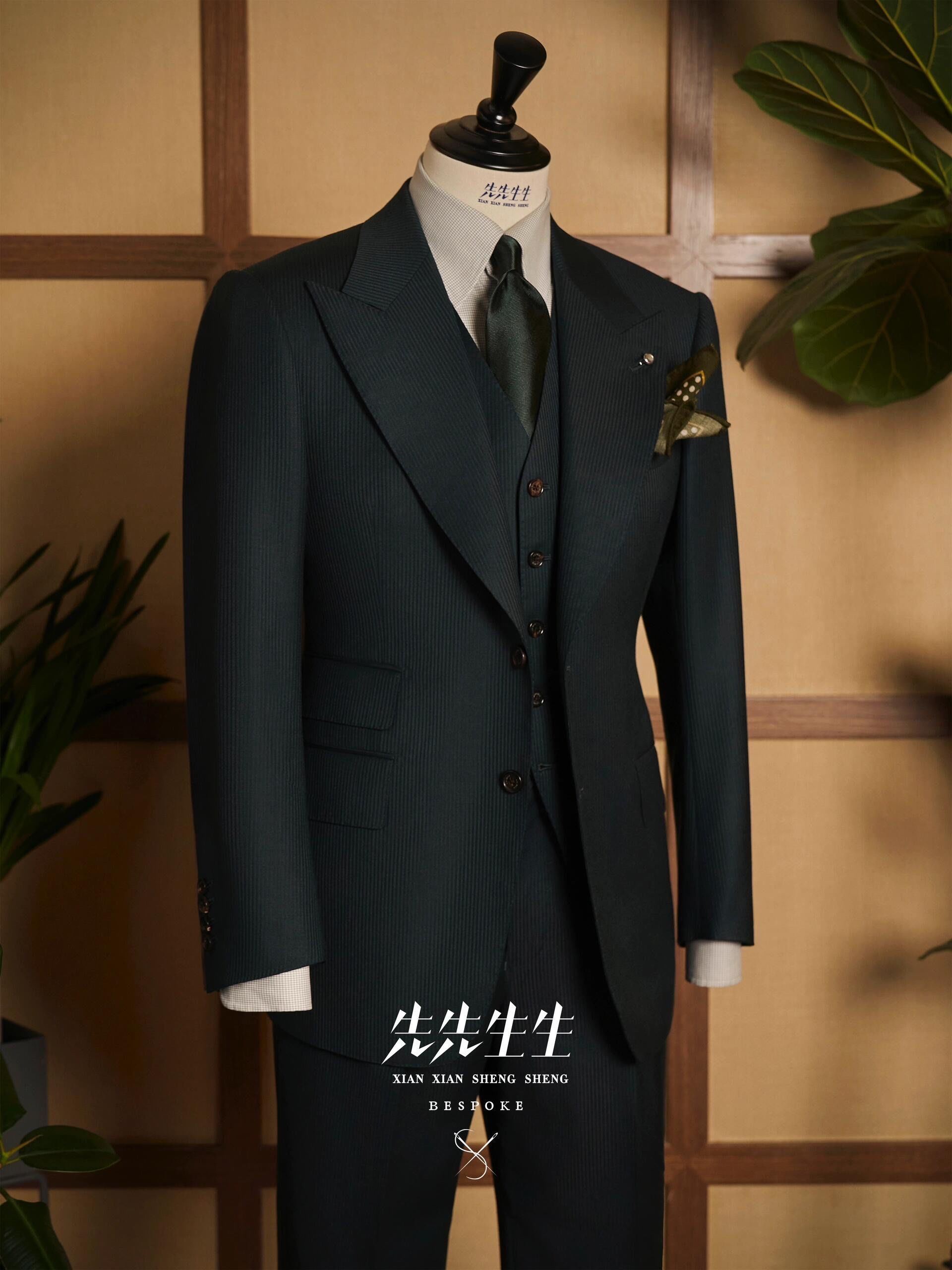 雍容华贵高级感十足的墨绿复古西装💚