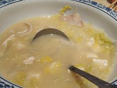 -悦府东北私房菜·饺子王·铁锅炖(长白山万达店)