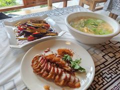 -农夫人家餐饮