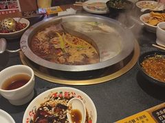 -沸炉重庆老火锅(军事博物馆店)