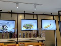 -饭怕鱼·黄焖鲟龙鱼(湖大店)