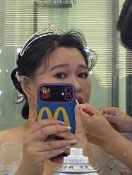 -莫兰迪婚纱摄影