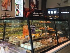 面包甜点陈列柜-巴黎贝甜(万源店)