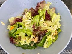 -卡普里披萨·牛扒·下午茶