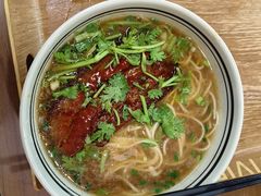 -小马牛肉面·牛骨熬制(南京博物院店)