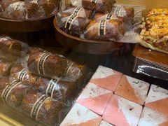 -小飞象面包公社(珠江路金鹰店)