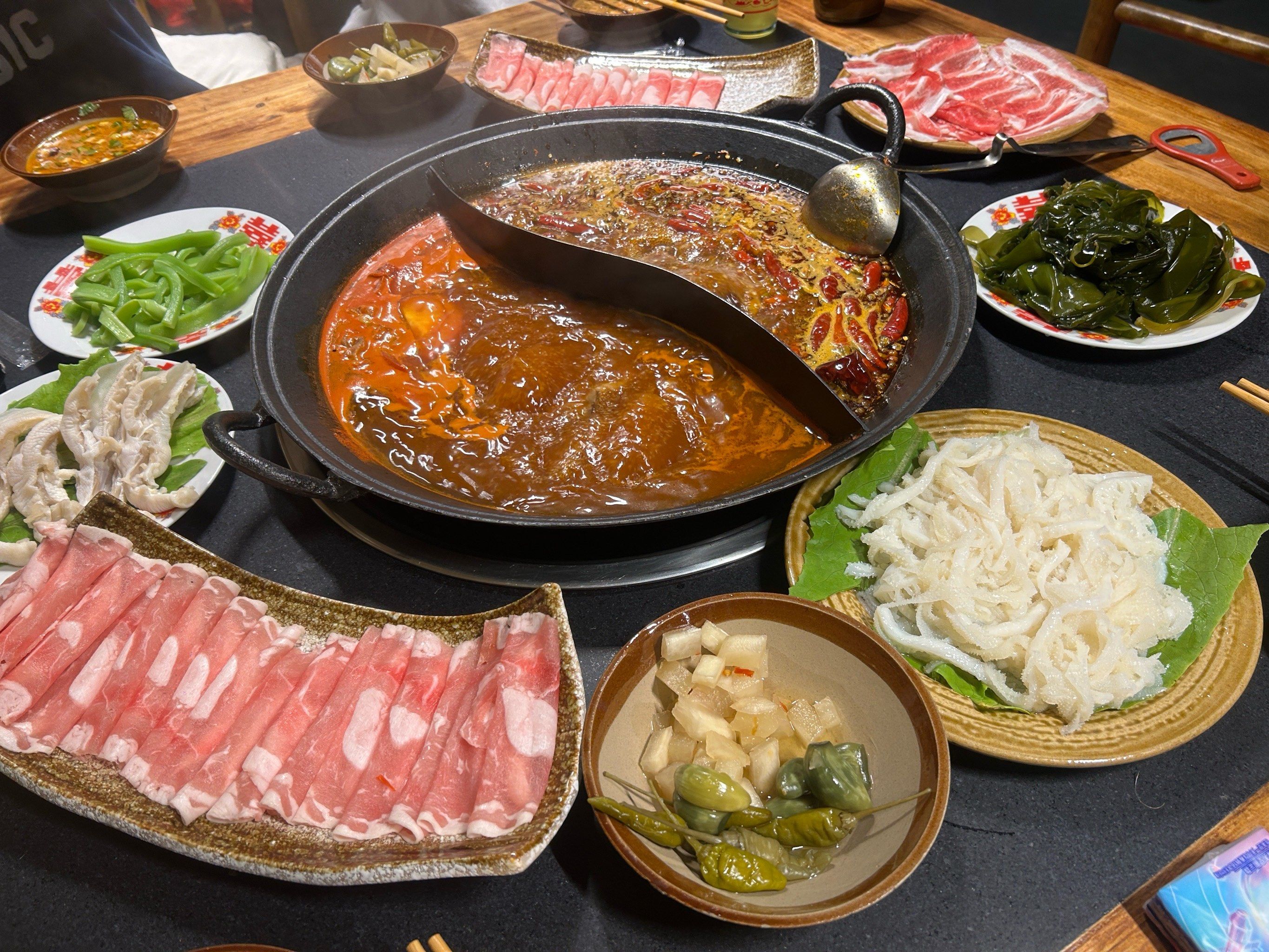 0元玩转这座城四川重庆火锅,麻辣鲜香四溢!