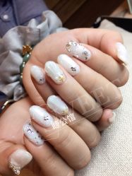 -睫乐园•睫公馆•美睫美甲沙龙